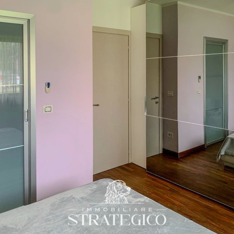 Appartamento trilocale in vendita ad Arona suul Lago Maggiore