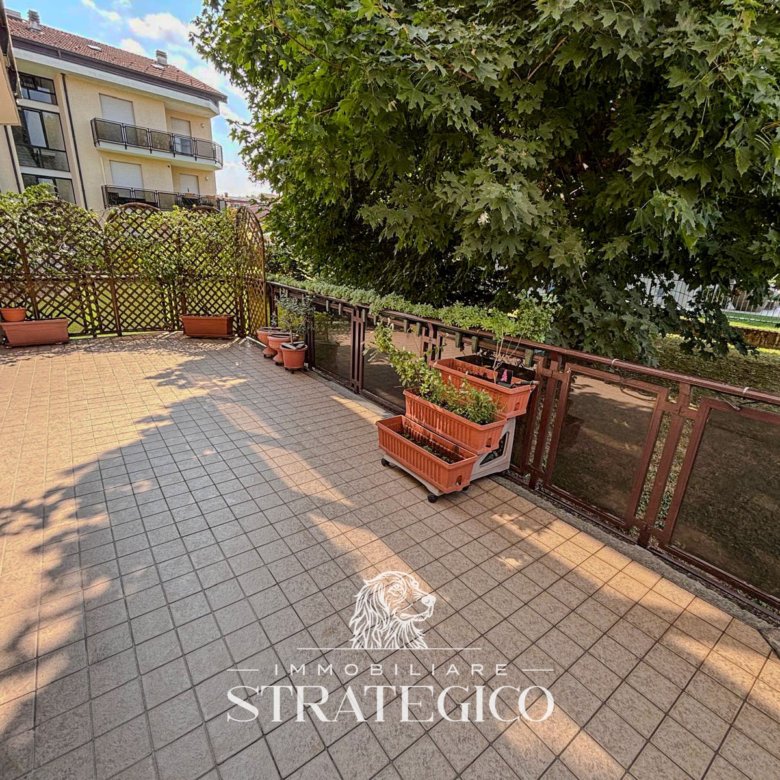 Appartamento trilocale in vendita ad Arona suul Lago Maggiore