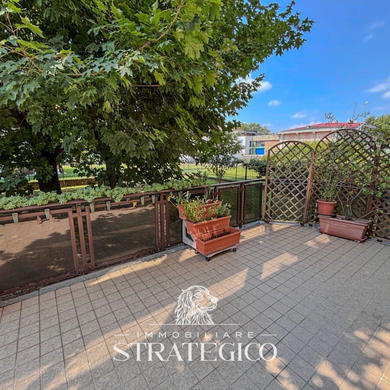 Appartamento trilocale in vendita ad Arona suul Lago Maggiore