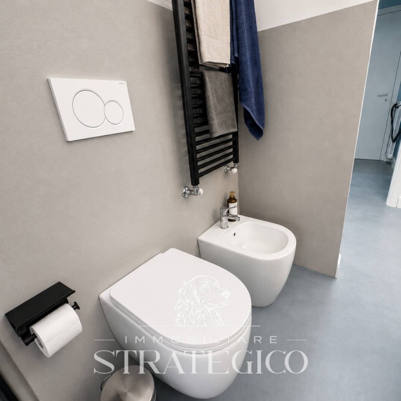 Lesa — Bilocale completamente ristrutturato con box e cantina a pochi passi dal Lago Maggiore
