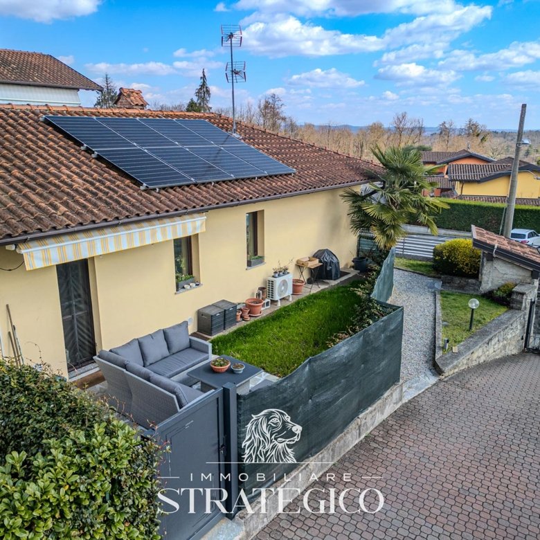 Paruzzaro — Trilocale completamente ristrutturato con giardino, domotica e fotovoltaico