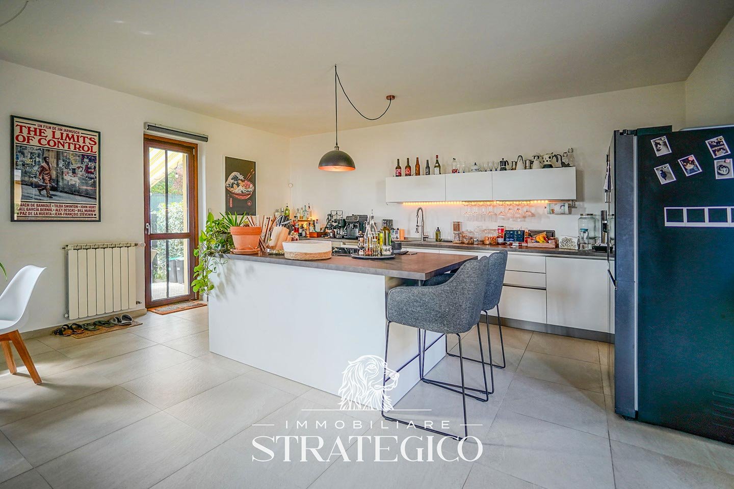 Paruzzaro — Trilocale completamente ristrutturato con giardino, domotica e fotovoltaico