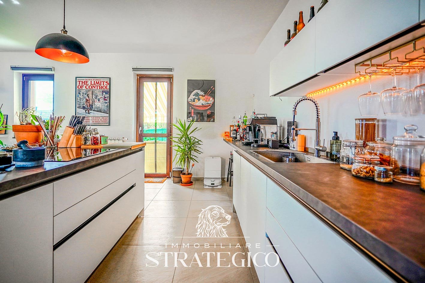 Paruzzaro — Trilocale completamente ristrutturato con giardino, domotica e fotovoltaico