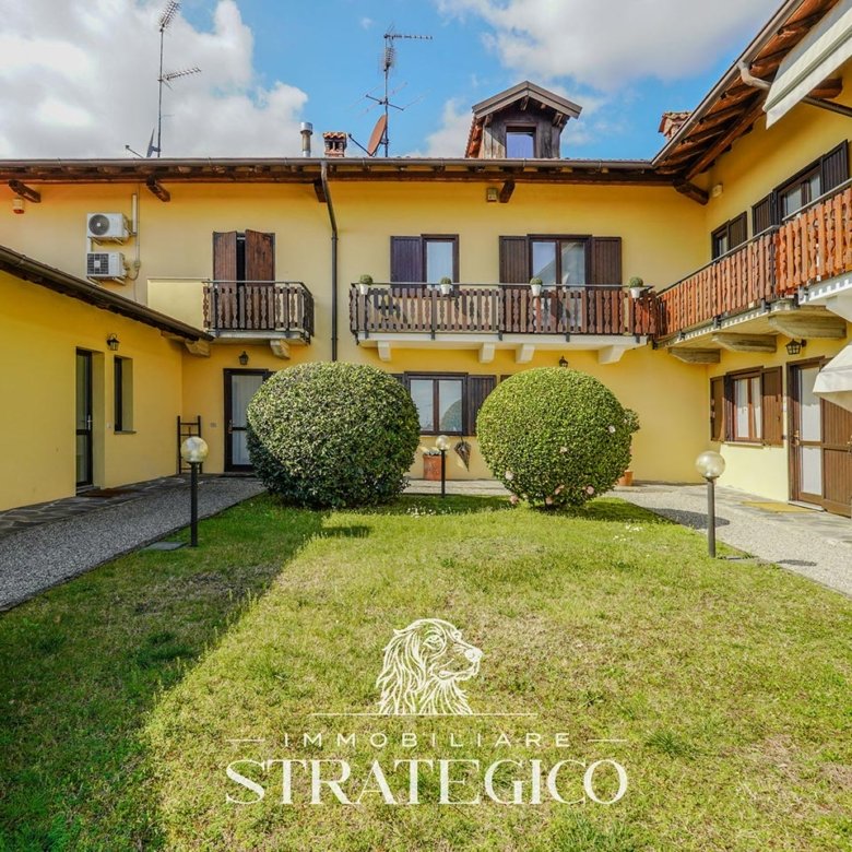 Paruzzaro — Trilocale completamente ristrutturato con giardino, domotica e fotovoltaico