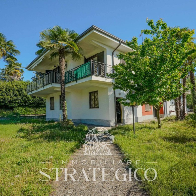 Dormelletto — Villa indipendente con giardino e vista lago
