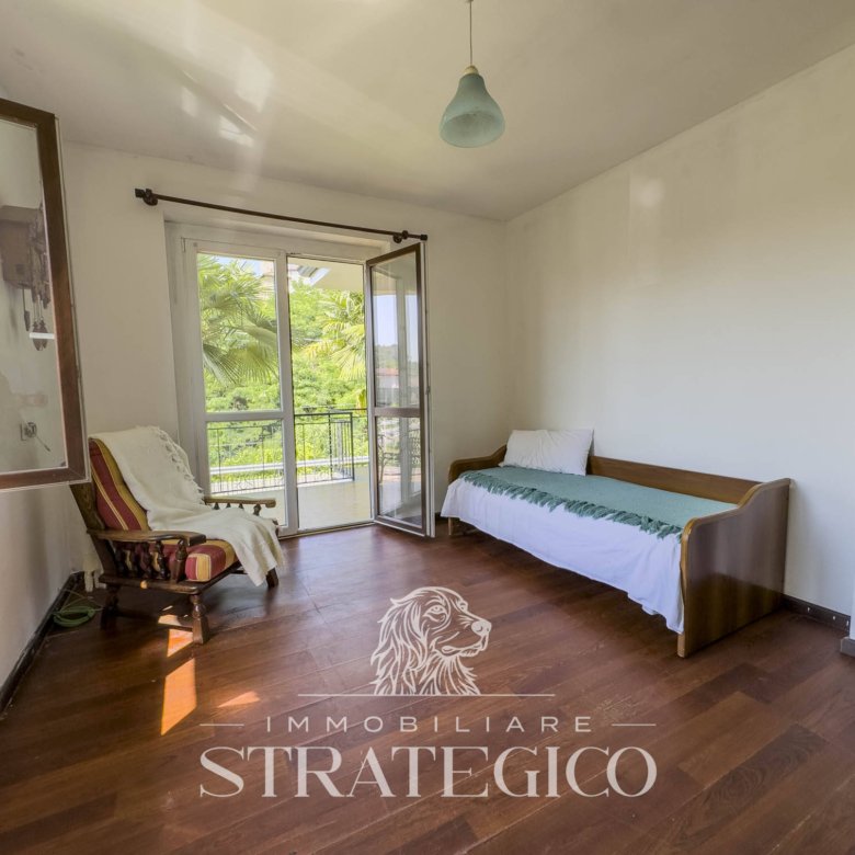Dormelletto — Villa indipendente con giardino e vista lago