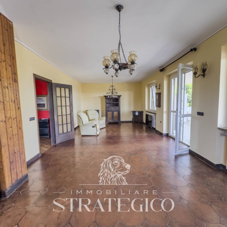 Dormelletto — Villa indipendente con giardino e vista lago