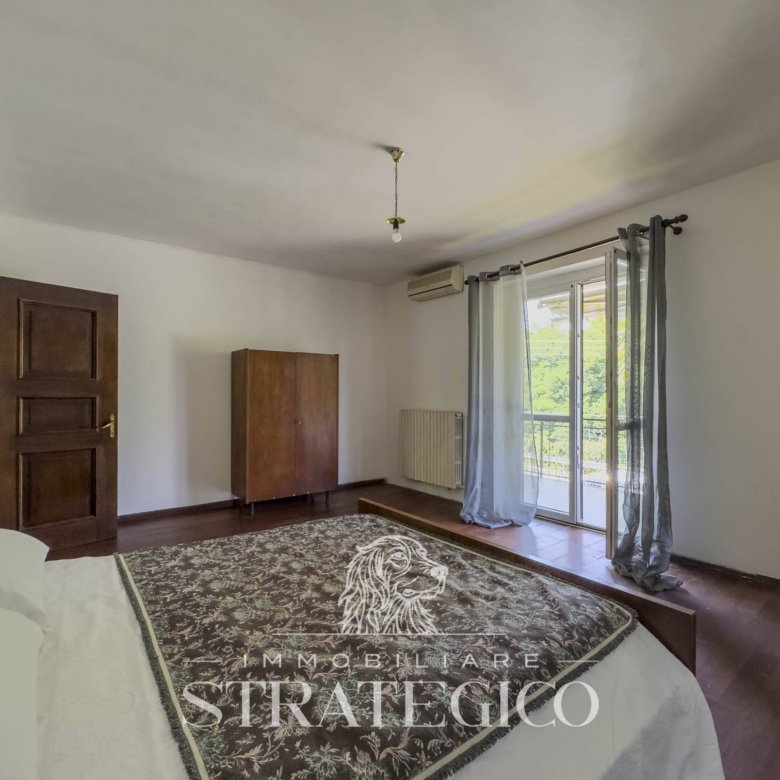 Dormelletto — Villa indipendente con giardino e vista lago