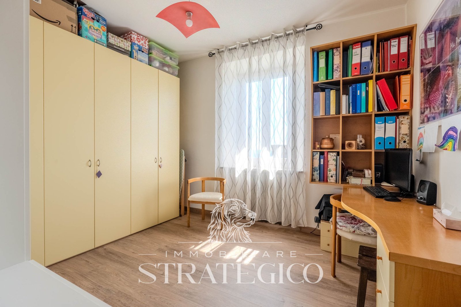 Pisano — Villa su 3 livelli + ampio fabbricato + terreno indipendente