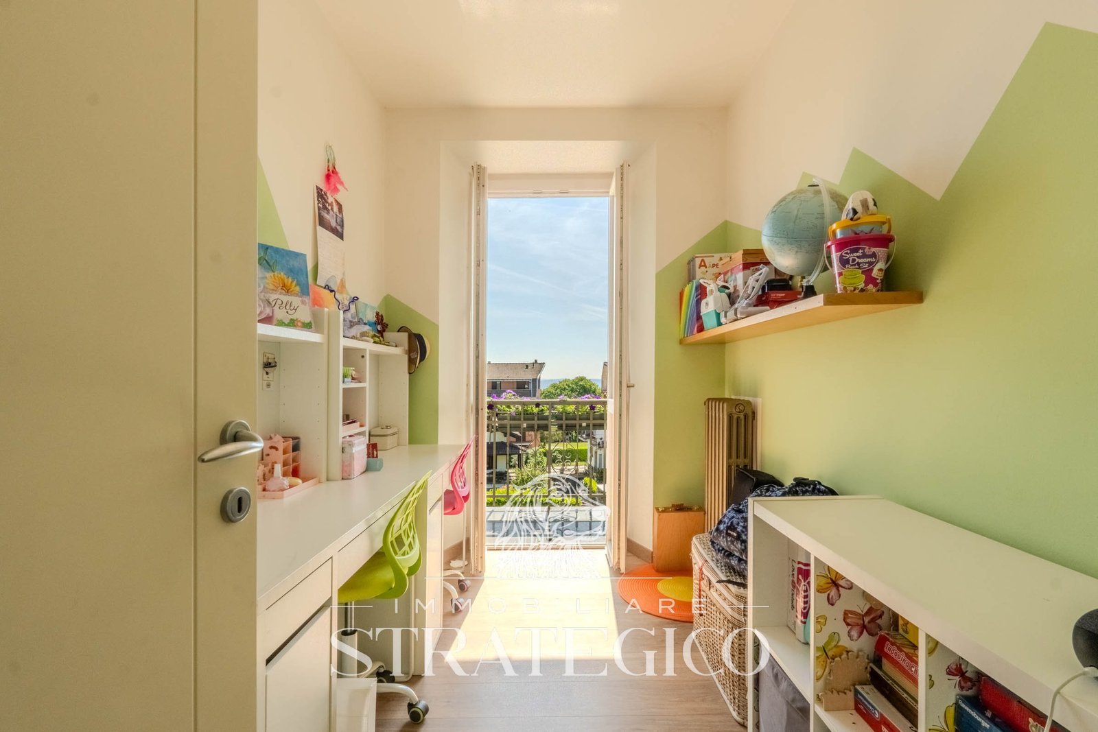 Pisano — Villa su 3 livelli + ampio fabbricato + terreno indipendente