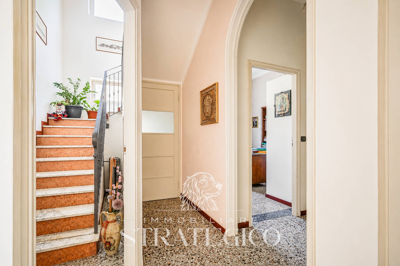 Lesa — Villa indipendente con giardino sul Lago Maggiore