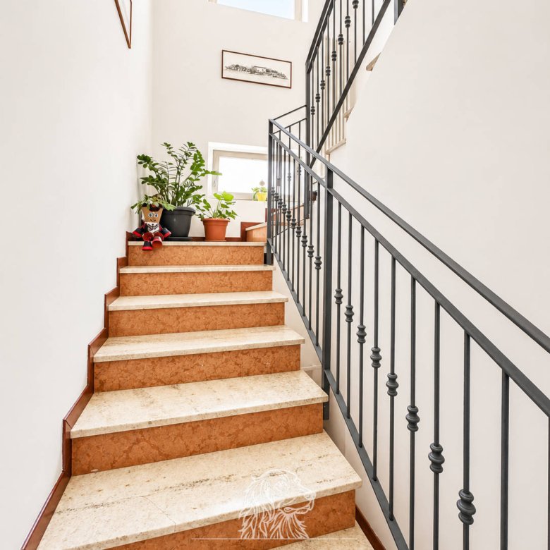 Lesa — Villa indipendente con giardino sul Lago Maggiore