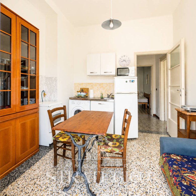 Lesa — Villa indipendente con giardino sul Lago Maggiore