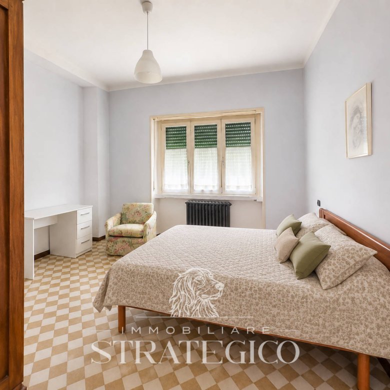Lesa — Villa indipendente con giardino sul Lago Maggiore