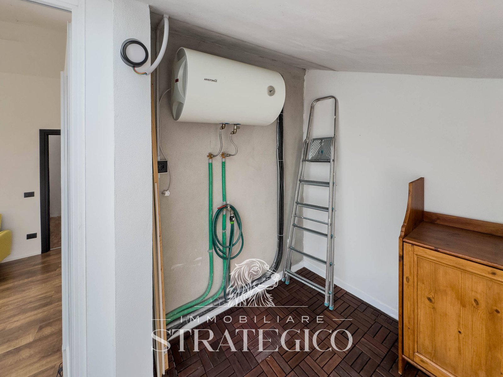 Pisano — Mansarda luminosa con terrazzo panoramico vista Lago Maggiore