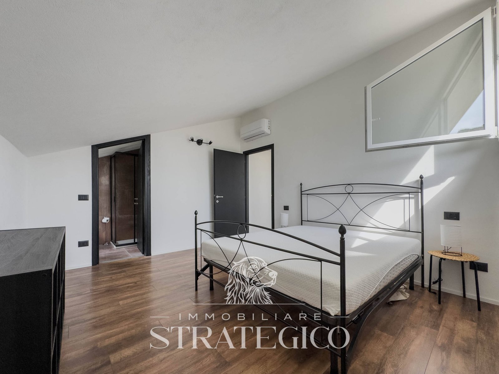 Pisano — Mansarda luminosa con terrazzo panoramico vista Lago Maggiore