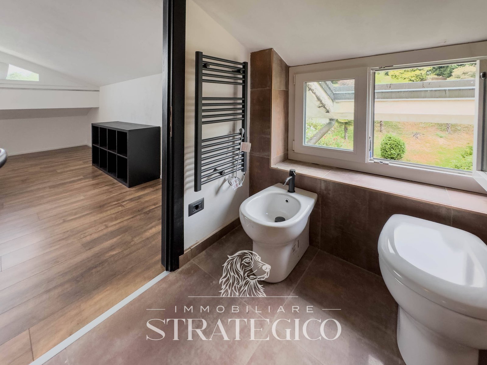 Pisano — Mansarda luminosa con terrazzo panoramico vista Lago Maggiore