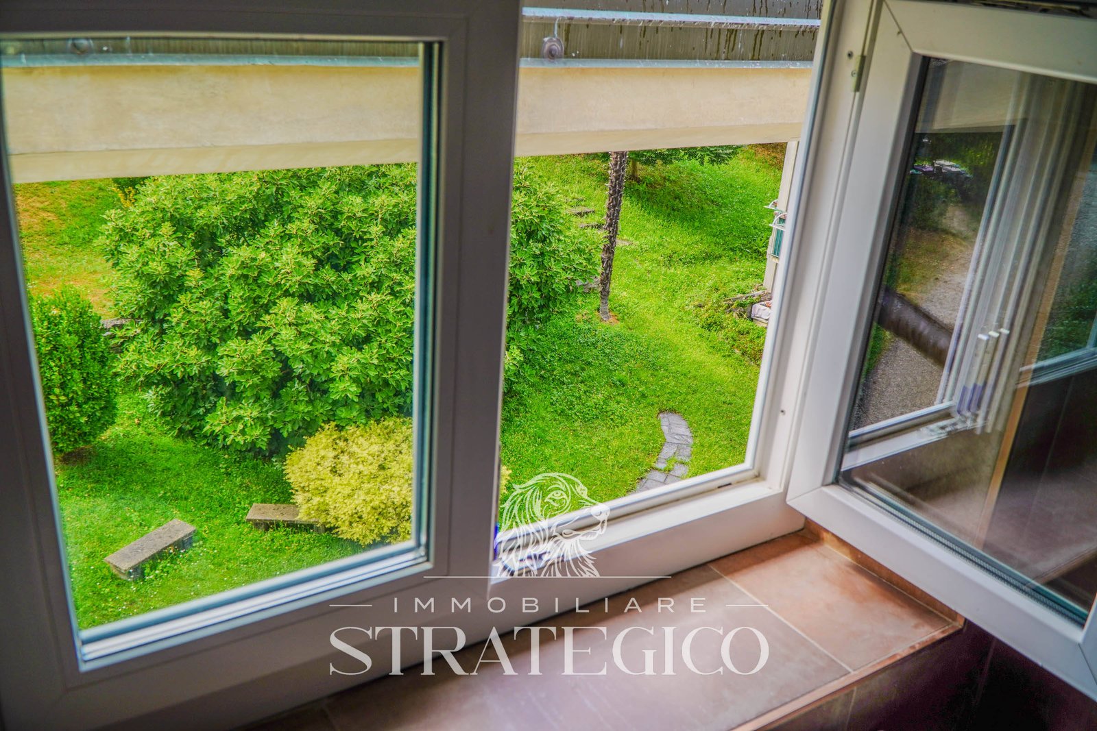 Pisano — Mansarda luminosa con terrazzo panoramico vista Lago Maggiore
