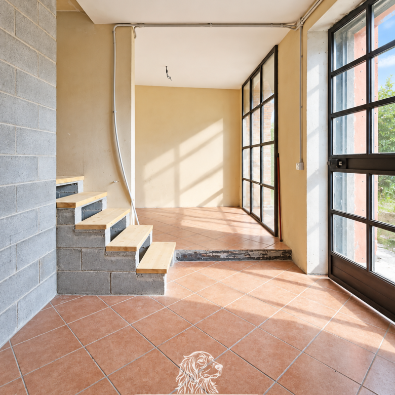 Brovello-Carpugnino: casa indipendente con cortile e balconi