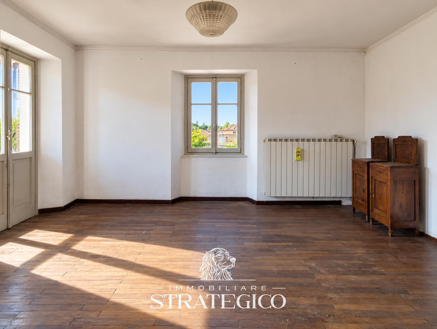 Brovello-Carpugnino: bilocale da ristrutturare con balcone e box