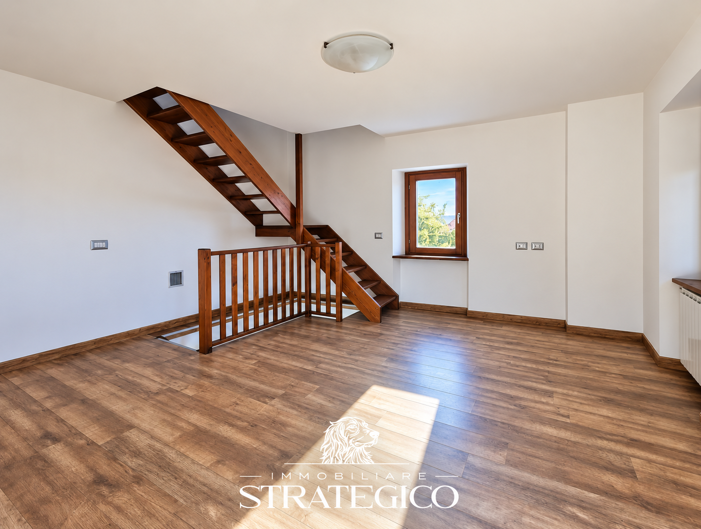 Brovello-Carpugnino: casa con giardino e balcone in Via Fontana
