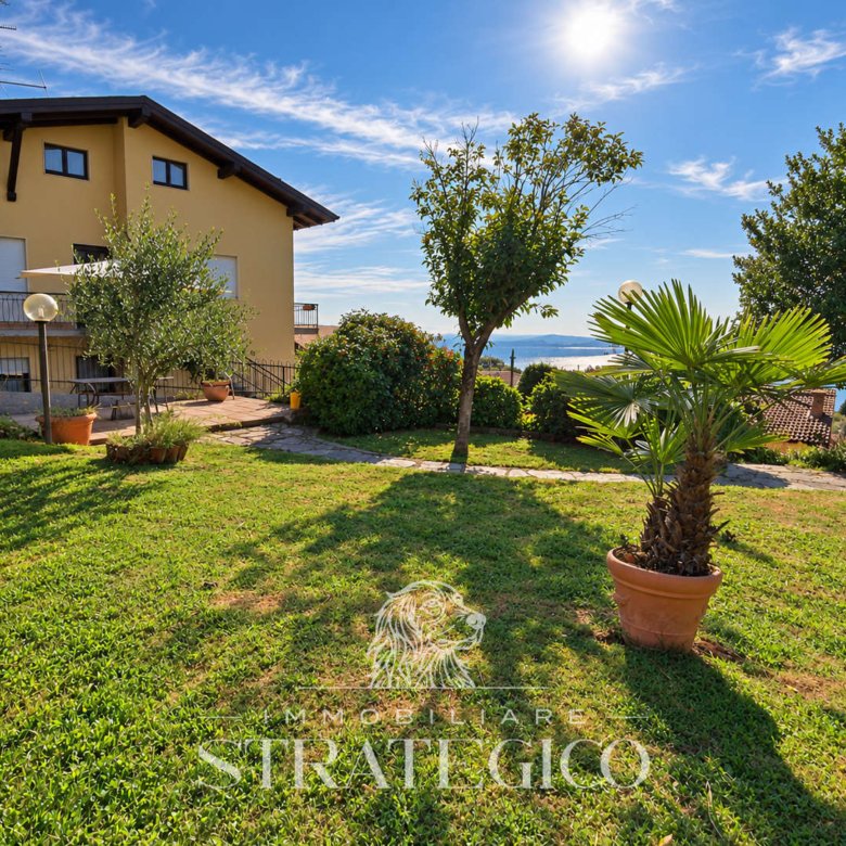 Nebbiuno — Villa singola vista lago con giardino a Fosseno