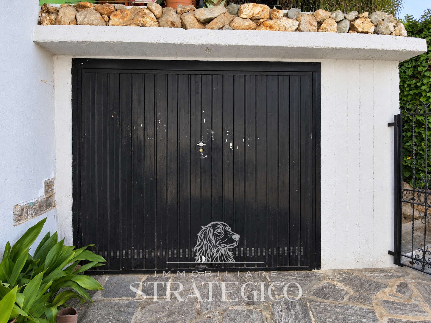 Ingresso del garage singolo – Fosseno, Nebbiuno